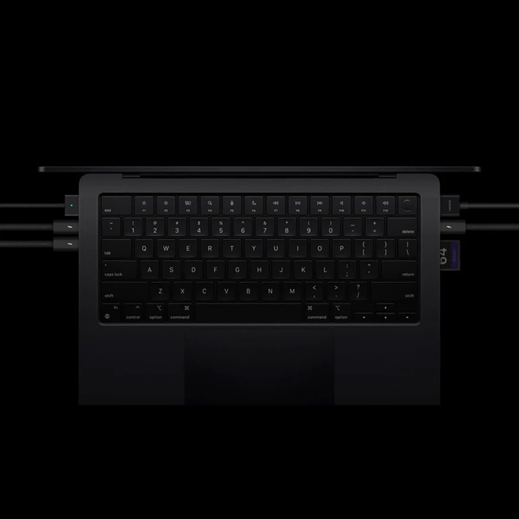 فروش نقدي و اقساطي لپ تاپ 14.2 اینچی اپل مدل MacBook Pro MDE14 2025 LLA-M5-16GB RAM-1TB SSD