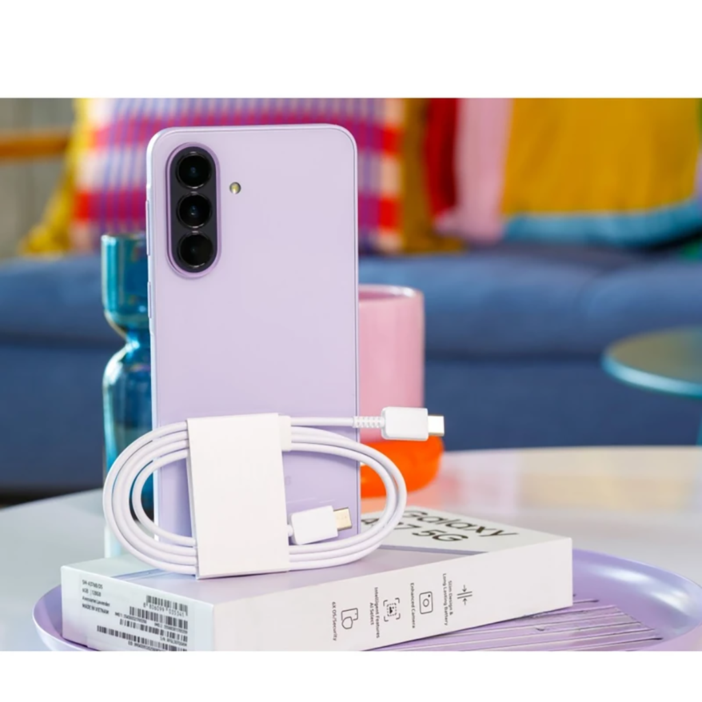 فروش نقدي و اقساطي گوشی موبایل سامسونگ مدل Galaxy A37 ظرفیت 256 گیگابایت و رم 8 گیگابایت - ویتنام - به همراه شارژر