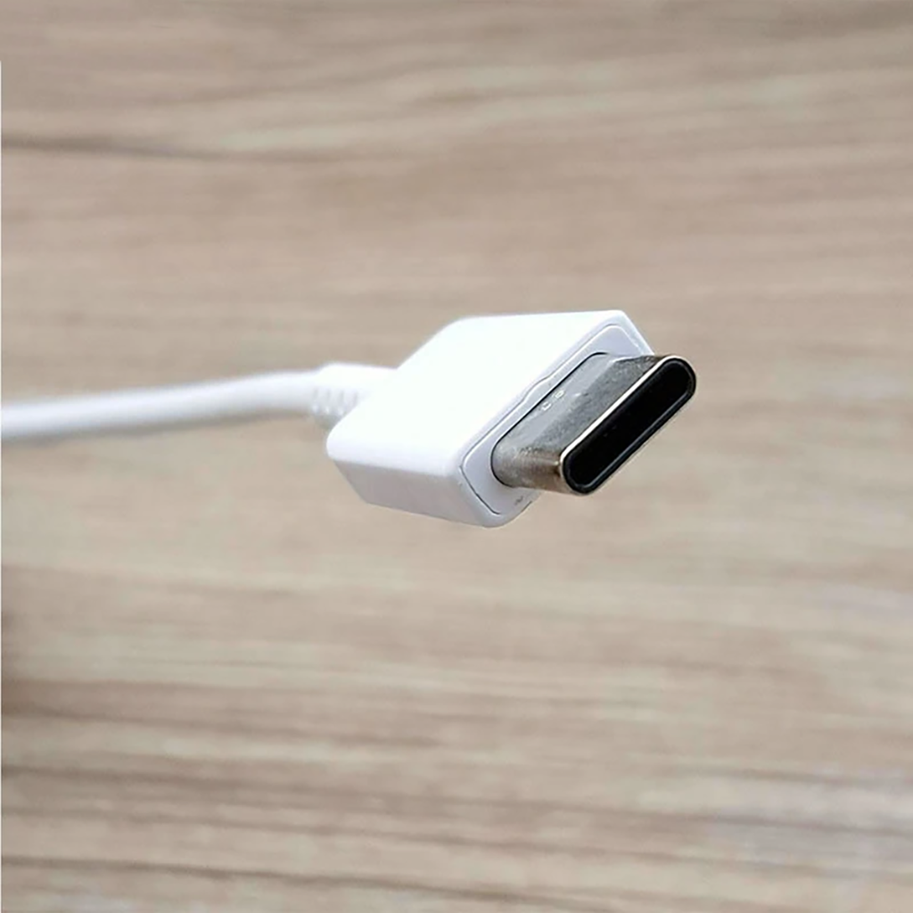 فروش نقدی و اقساطی کابل شارژ USB به USB-C مدل EP-DN930CWE طول 1.2 متر